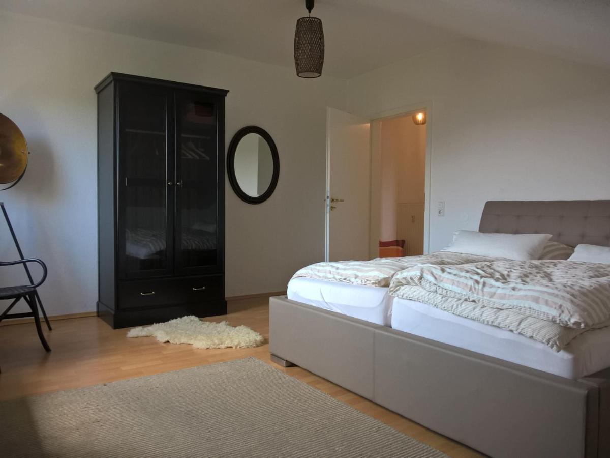 Ferienwohnung Balkonblick Am Hirschberg Занкт-Вендель Екстер'єр фото